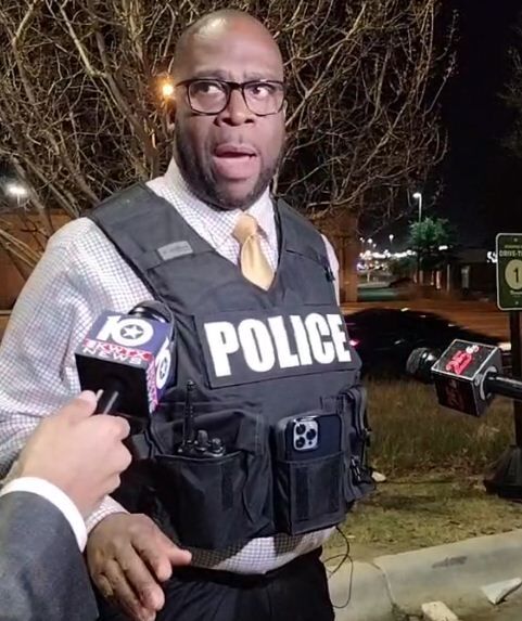 Mall shooting 2.JPG